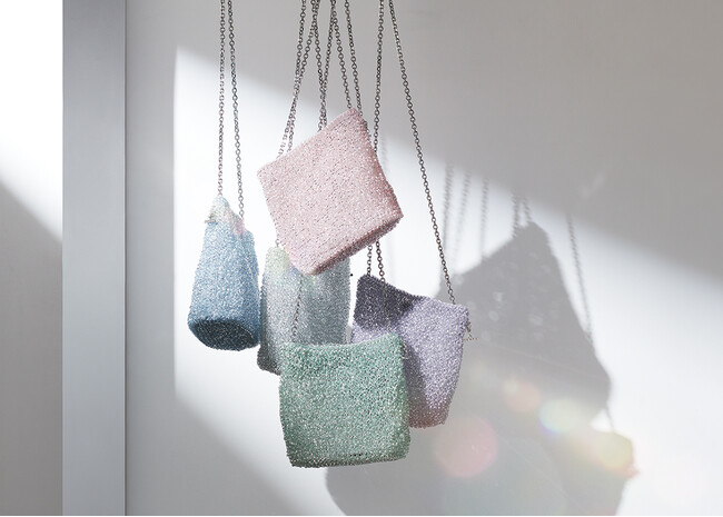 ＜ANTEPRIMA/WIREBAG＞新作バケット型ショルダーバッグ「SECCHIO STILOSO(セッキオ スティローゾ)」発売
