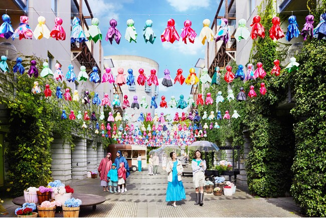 【星野リゾート　リゾナーレ八ヶ岳】1,500個のふれふれ坊主と雨を楽しむイベント「八ヶ岳ふれふれスカイ2024」を開催｜期間：2024年6月1日～7月7日