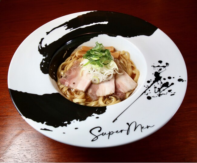 3月31日(日)大阪天王寺「新世界」に、大阪行列No.1ラーメン店「人類みな麺類」を運営するUNCHI株式会社のラーメンブランド「SUPERMEN」にてオープニングキャンペーン開催！