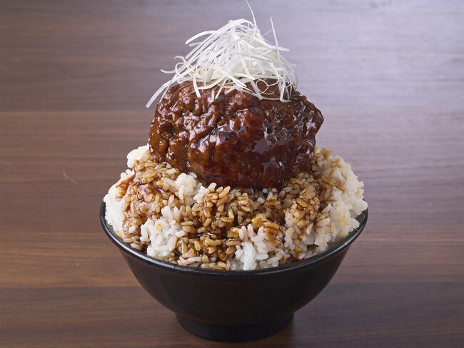 福を呼ぶ!？「パンチの効いた」手仕込みでふわふわな特大肉団子がランチメニューに登場！
