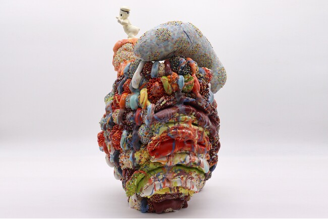 5組のアーティストが”無為と作為の間に陶芸の表現領域を確立する”グループ展「When I Kiss You, I Can Taste Your Soul」KOTARO NUKAGA(六本木)で開催。