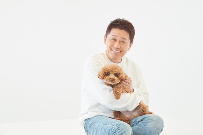 坂上忍さんがアカペラで歌う！『モグワンドッグフード』TVCM【歌う坂上さん】篇が4月5日より放送開始
