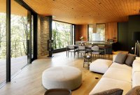 サウナにシアタールームまで！豪華な軽井沢別荘が人気　コロナ以降タイムシェア別荘の問合せ急増、日帰り内覧会4月開催