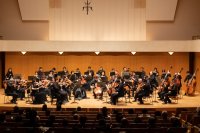 指揮者なしで演奏する室内オーケストラ　東京アカデミーオーケストラ（通称