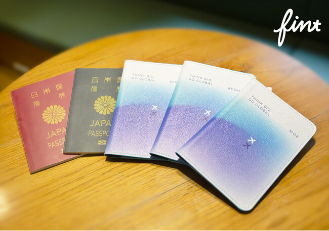 Z世代300名を対象にした「海外に関する意識調査」結果を公開！入社式では、新社会人に向けて”世界に目を向けるきっかけ”を作る「パスポート贈呈式」を実施。