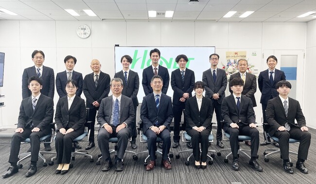 エイチ・シー・ネットワークス 新入社員８名が仲間入り
