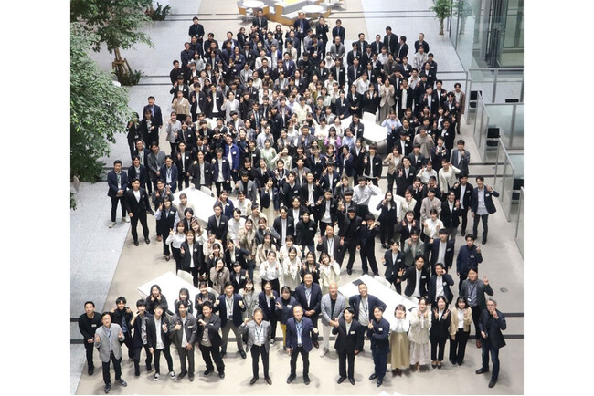 カインズとハンズが合同で入社式を開催