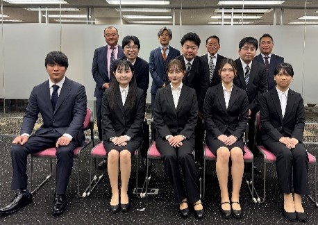 国内最大級の貸会議室サイト「会議室.COM」を運営するアスノシステム 2024年度 入社式を開催