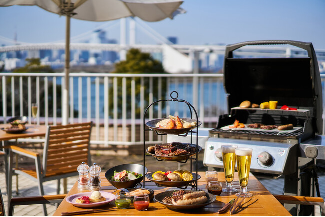 【ヒルトン東京お台場】春の訪れとともに人気のBBQテラスがオープン！BBQテラス「アブレイズ」が2024年4月5日（金）より営業開始