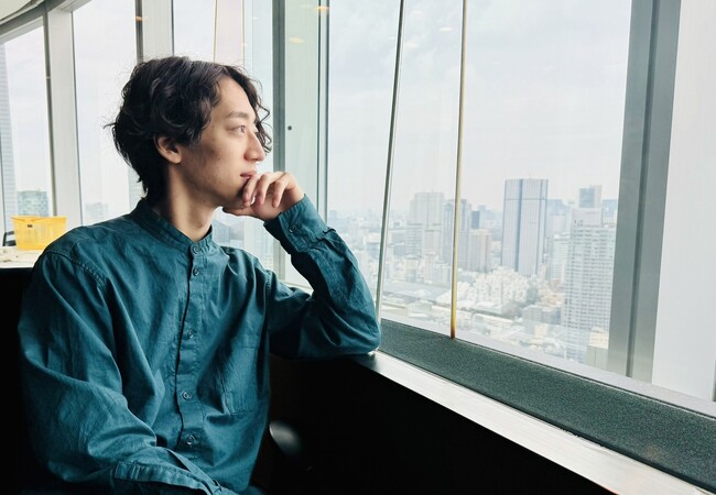 ピアニスト・角野隼斗さんナビゲーターの新ラジオ番組『TOKYO TATEMONO MUSIC OF THE SPHERES』放送開始！