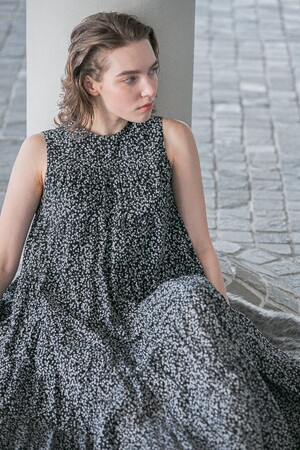 MARIHA × URBAN RESEARCHからミューズのドレスが発売