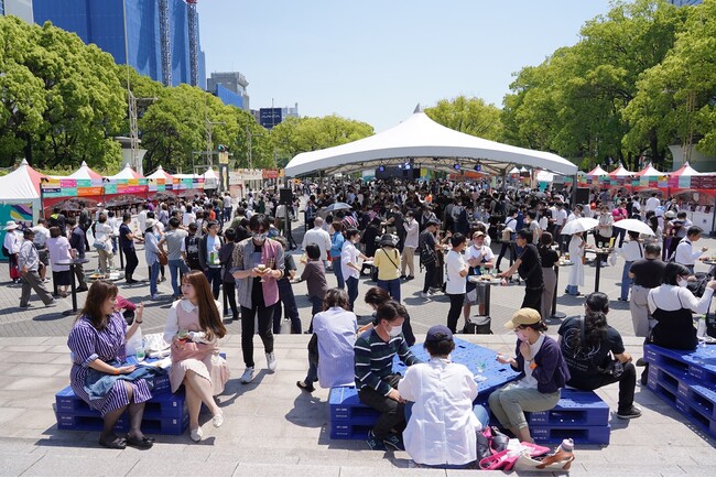 今年もゴールデンウィークは、ベルギービールで乾杯！ベルギービールウィークエンド2024 名古屋　開催 4月25日（木）～5月6日（月・休）久屋大通公園　エディオン久屋広場・エンゼル広場