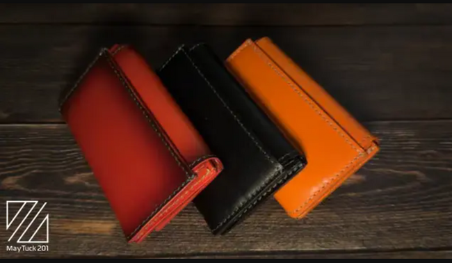 「5月1日発売、MayTuck201で名刺管理を革新。クラウドファンディング限定価格で、あなたの名刺交換をスマートかつ効率的に変えるチャンス。ビジネスの第一印象を、新しい次元へと導きます。」