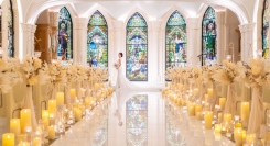 【8年連続口コミランキング1位】360度ステンドグラスに囲まれた東京銀座の結婚式場「セント・ラファエロチャペル東京」が3月1日に公式ウェブサイトをリニューアル！