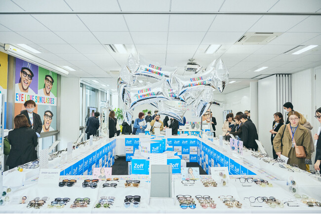 メガネブランドZoffが商品展示会『TOKYO SHOWCASE 2024 summer“EYE LOVE SUNGLASSES”』を開催