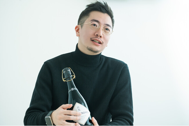 第13回醸造文化賞を日本酒ベンチャー(株)Clear代表の生駒龍史が受賞。日本酒の価値向上への貢献が認められる