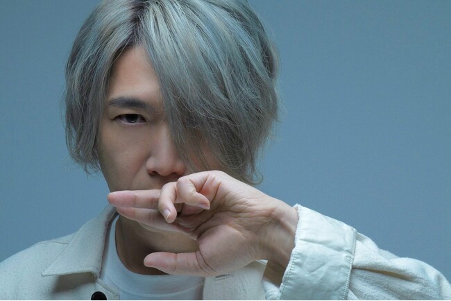 人気声優・小西克幸が“最初で最後の”フォトブックをリリース！ デビューから今に至るまでの変化を表現した、こだわりの一冊が今ここに