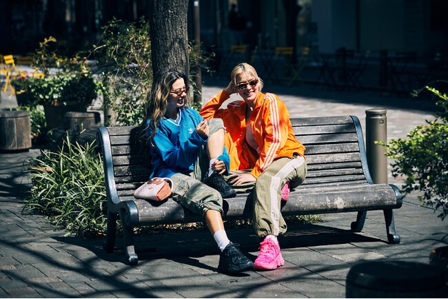adidas OriginalsのOZシリーズ「adidas Originals OZTHEMIS W」から新色のピンクが4月19日(金)より発売開始
