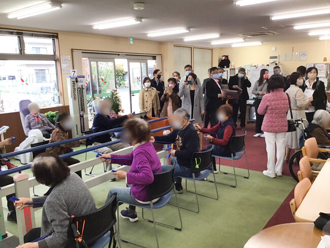 台湾視察団が熊本のデイサービスを視察