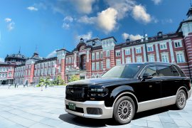 国際ハイヤー　トヨタ　センチュリーSUV