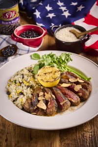 アメリカンレストラン「ハードロックカフェ」東京店　アメリカの食文化を堪能するレストランイベント“TASTE OF AMERICA”に参加