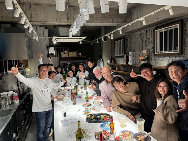 【共通のテーマ、様々な世代で繋がる場(BAR)】　　鎌倉駅徒歩0分『カマコネ -THE CONNECTED BAR-』がオープン！4月14日鎌倉市長参加決定