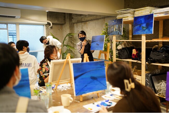 【アロフト東京銀座×artwine.tokyo】アート溢れるアロフト東京銀座でワイン片手に名画を描く、アートワークショップを共同開催