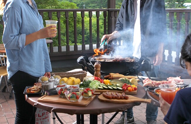 手ぶらで楽しむ！予約もできて毎年大好評の屋外BBQ！！『軽井沢バーベキューテラス』新幹線・しなの鉄道軽井沢駅から徒歩５分