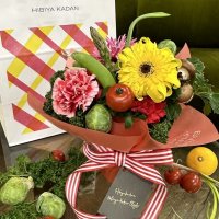 カゴメ×日比谷花壇「花と野菜のある暮らし」をテーマに共同企画を開始！5月11日（土）・12日（日）に母の日イベントを開催4月12日（金）から立川「FLOWERS BAKE & ICE CREAM」でコラボメニューを販売開始