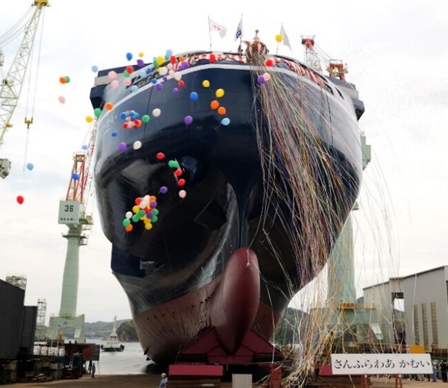 大洗～苫小牧航路初のLNG燃料フェリー「さんふらわあ かむい」の命名・進水式を実施