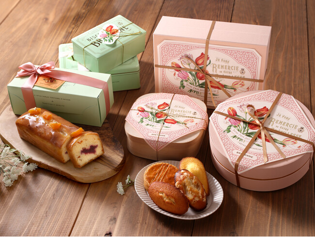 【焼き菓子専門店〈ビスキュイテリエ ブルトンヌ〉】の母の日　チューリップモチーフが華やかなギフトや、フルーツを使ったケーク、焼き菓子を販売します