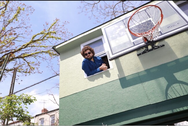 ロバート・ラミレスのデビューアルバム