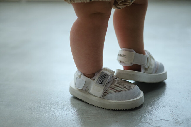 【MARLMARL×SUICOKE】 公園も水辺もこれ一足で完結するコラボサンダル発売