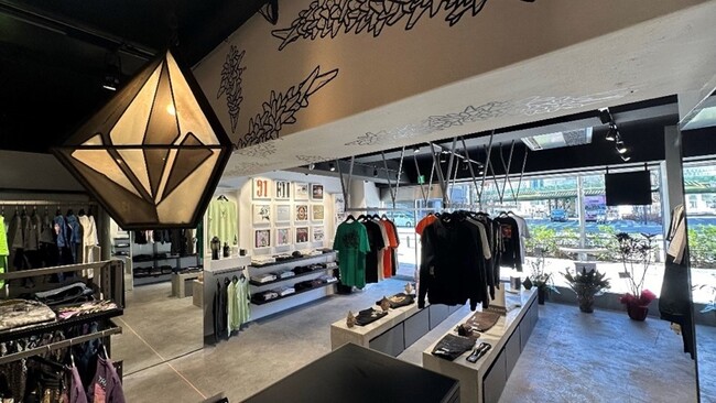 VOLCOM STORE SHIBUYA オープン記念！VOLCOM x Sense スケートデッキプレゼント！