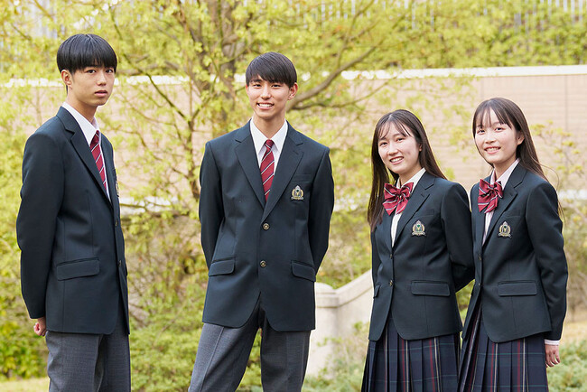 【東福岡高等学校・東福岡自彊館中学校】新制服のデザイン発表！