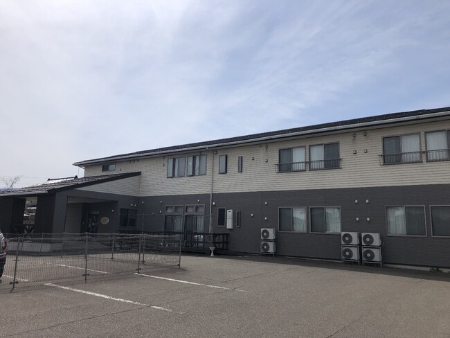 事業譲受に関するお知らせ　-4月9日、新潟柏崎市認知症高齢者グループホーム3事業所、小規模多機能型居宅介護1事業所を譲受-