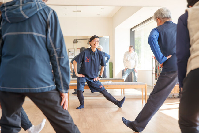 【神戸みなと温泉 蓮】日常生活の中で健康的な身体づくりを目指す　少人数制の新レッスンを4/28からスタート
