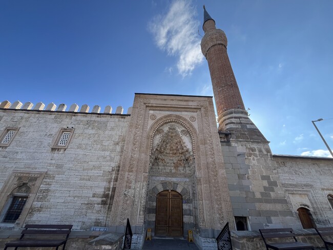 ユネスコ無形・有形文化遺産の宝庫アナトリアの豊かな歴史・建築・文化を巡る旅　トルコ民話の主人公「ナスレッディン・ホジャ フェスティバル」も7月開催