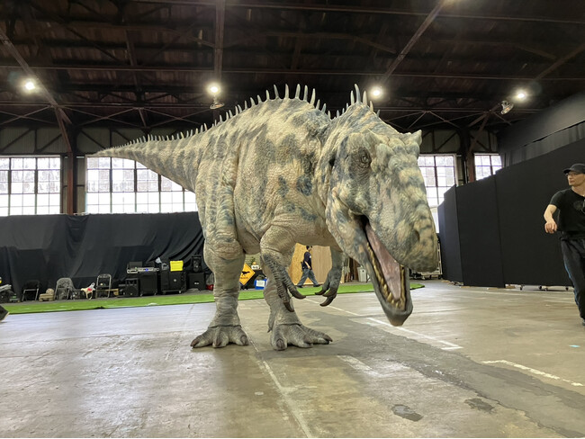 ― 今日4月17日は「恐竜の日」！！―体験型「恐竜」ライブエンターテインメント「DINO SAFARI 2024」 まもなく開幕！～開幕に向けて最新情報を大公開～