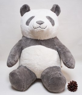 オーガニックコットン パンダのぬいぐるみ 特大サイズ(松ぼっくり比較) オーガニックコットン パンダのぬいぐるみ 特大サイズ(松ぼっくり比較)