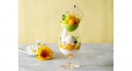 初夏にぴったりの至福のメロンパフェ　ヨコハマ グランド インターコンチネンタル ホテル