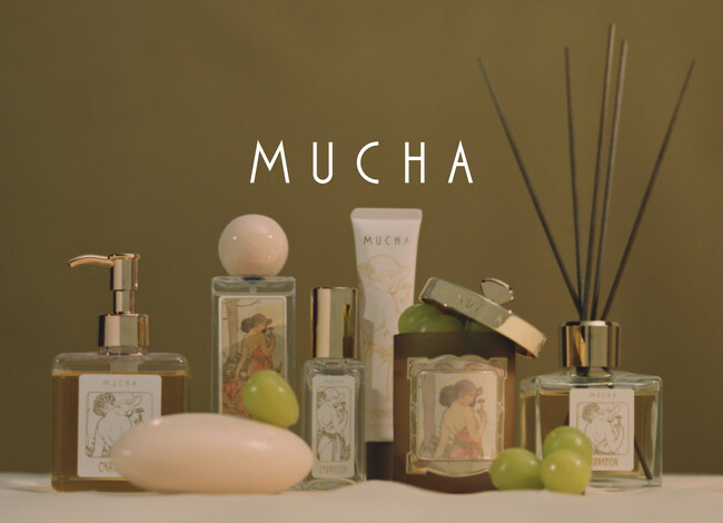 【MUCHA(ミュシャ)】人気連作「四つの花」のカーネーションを贈る、ミュシャのマザーズデイコレクション。感謝の気持ちを伝えるギフトキットを限定発売