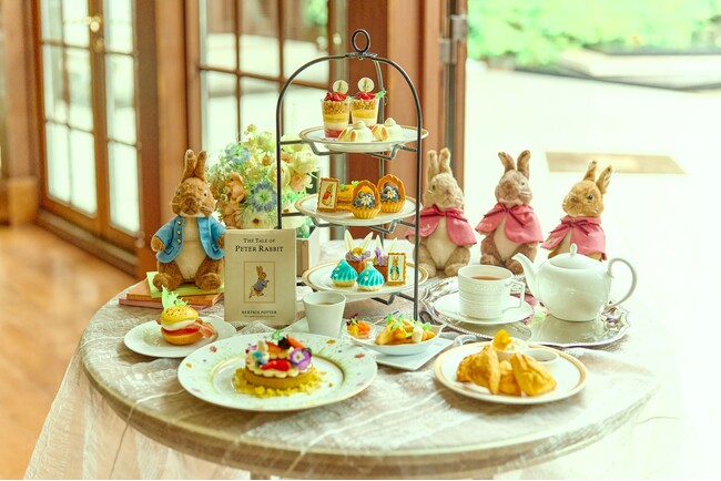 【白金台】『ピーターラビット(TM) アフタヌーンティー ～in Classic Garden～』“ピーターラビット(TM)”の絵本の中に入り込んだような世界観を楽しむ遊び心溢れるコラボレーションスイーツが登場