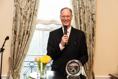 KnowBe4 CEOのストゥ・シャワーマンが2024年オランダ・オン・ザ・ヒル フレディ・ハイネケン賞を受賞