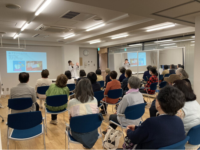 株式会社シャリオン4月18日『良い歯の日』に東京都港区にお住まいの方へ歯ブラシと歯みがき粉を1000セット寄贈しました