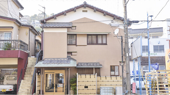 真鶴町の創作拠点住宅「ミナトラボ」がリニューアルオープン