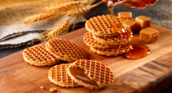 「ジャパン･フード･セレクション」グランプリを受賞　JAL PLAZAで人気のメゾンカイザー「キャラメルサンドメープルワッフル」