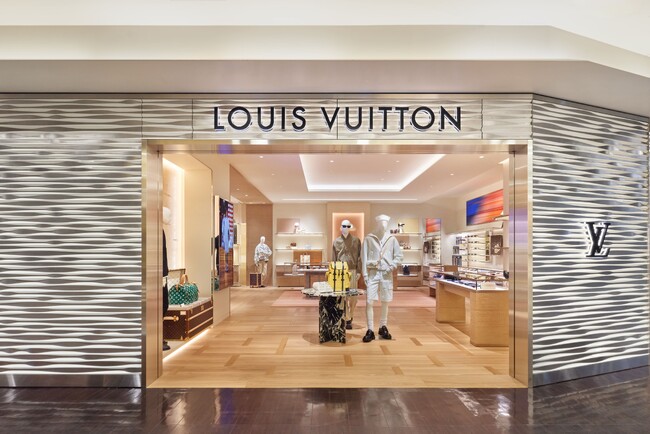 【ルイ・ヴィトン】阪急メンズ店 4月20日(土)リニューアルオープン