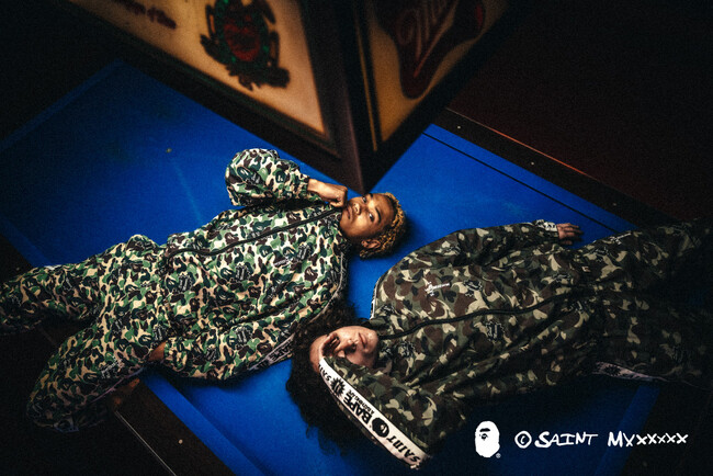 A BATHING APE(R)︎ × (C)︎SAINT Mxxxxxx
