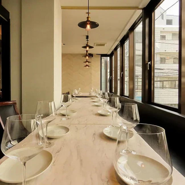 【中目黒おすすめグルメ！!】レアカツサーモンのボルケーノパスタ！SNSで人気絶頂の背徳グルメが食べられる中目黒の大人気イタリアン！